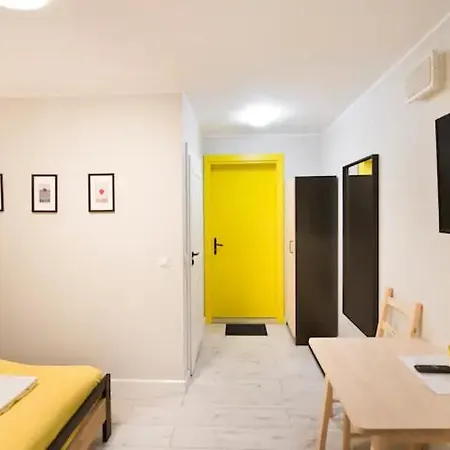 Waterlane Island Hostel&apartments *