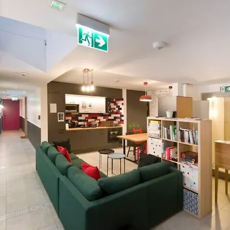 Waterlane Island Hostel&apartments *