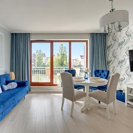 Waterlane Island Hostel&apartments *