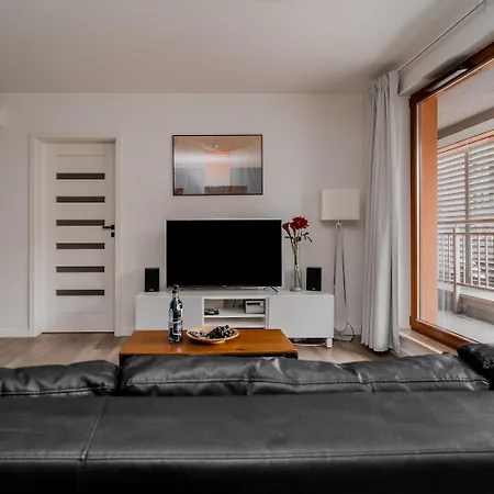 Waterlane Island Hostel&apartments