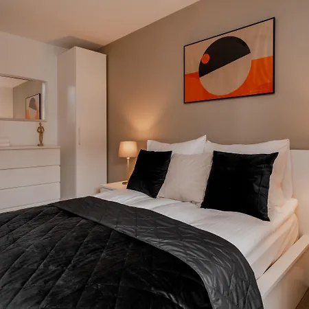 אכסניה Waterlane Island Hostel&apartments *