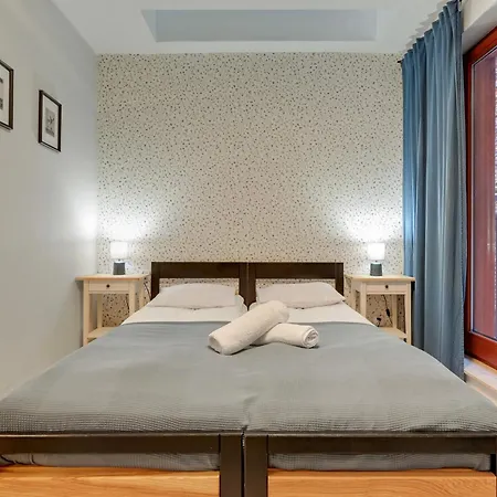 Waterlane Island Hostel&apartments Hostal