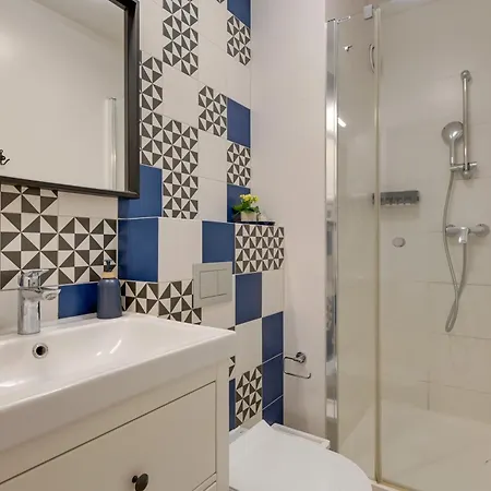 Waterlane Island Hostel&apartments Hostal