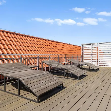Waterlane Island Hostel&apartments אכסניה