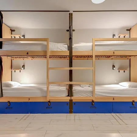 Waterlane Island Hostel&apartments * Gdansk