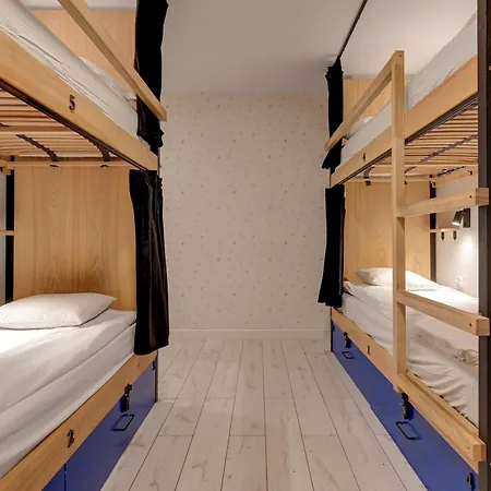 Hostal Waterlane Island Hostel&apartments