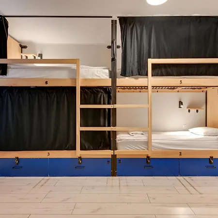 Waterlane Island Hostel&apartments *