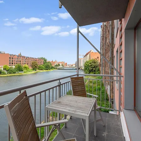 Hostal Waterlane Island Hostel&apartments