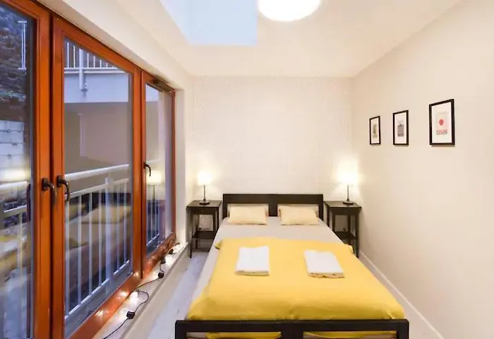 Waterlane Island Hostel&apartments *