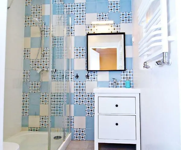 Хостел Waterlane Island Hostel&apartments Гданьск