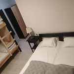 Waterlane Island Hostel&apartments Hostel *