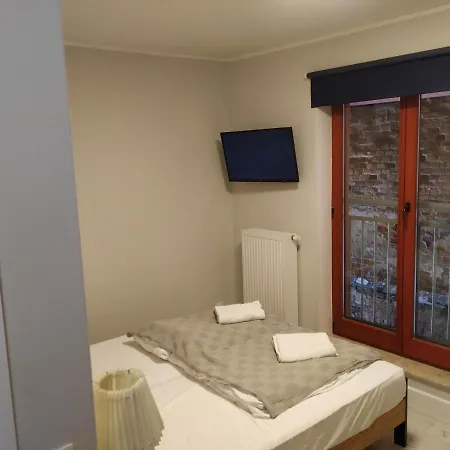 Waterlane Island Hostel&apartments Danzica