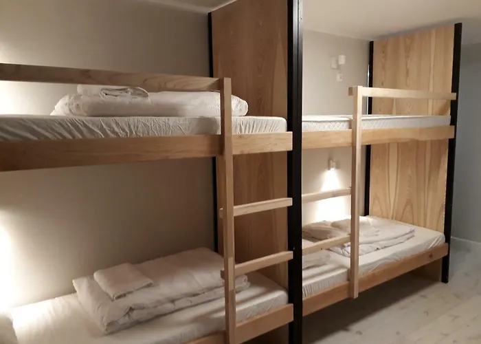 Waterlane Island Hostel&apartments